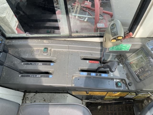 Combine — Auction (lot 8457-1221)