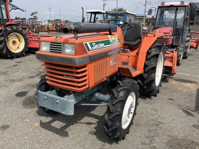 Tractor — Auction (lot 8457-1222)