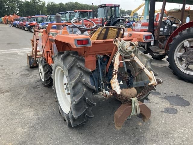 Tractor — Auction (lot 8457-1223)