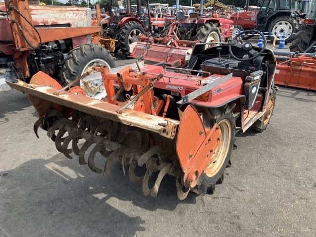 Tractor — Auction (lot 8457-1225)