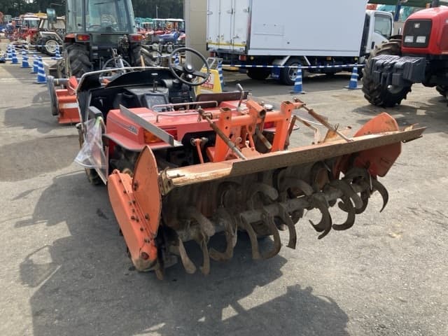 Tractor — Auction (lot 8457-1225)