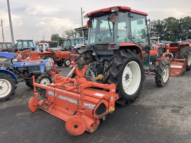 Tractor — Auction (lot 8457-1229)