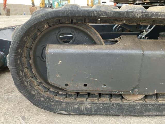 MINI EXCAVATOR — Auction (lot 8457-123)