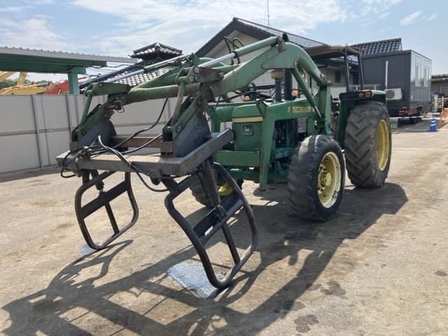 Tractor — Auction (lot 8457-1231)