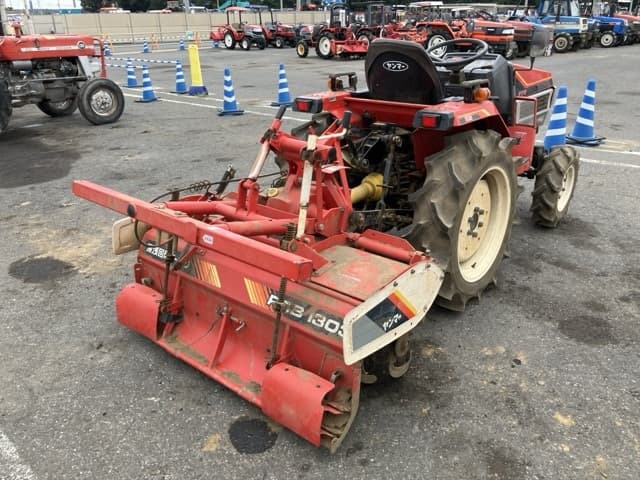 Tractor — Auction (lot 8457-1232)