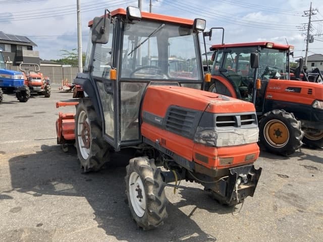 Tractor — Auction (lot 8457-1234)