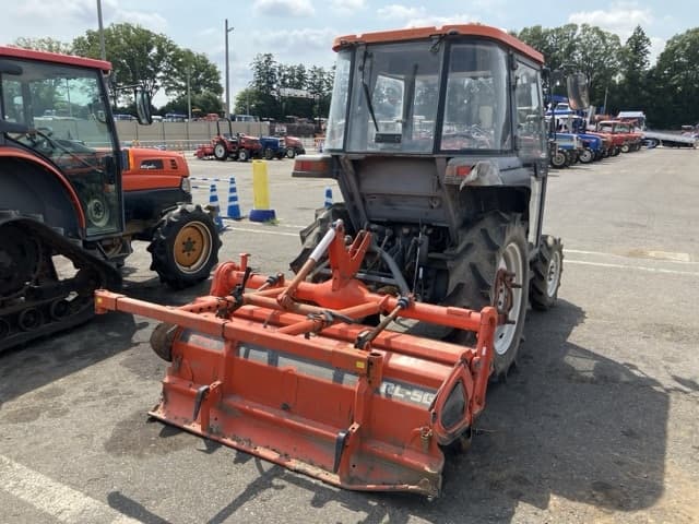 Tractor — Auction (lot 8457-1234)