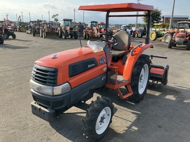 Tractor — Auction (lot 8457-1241)