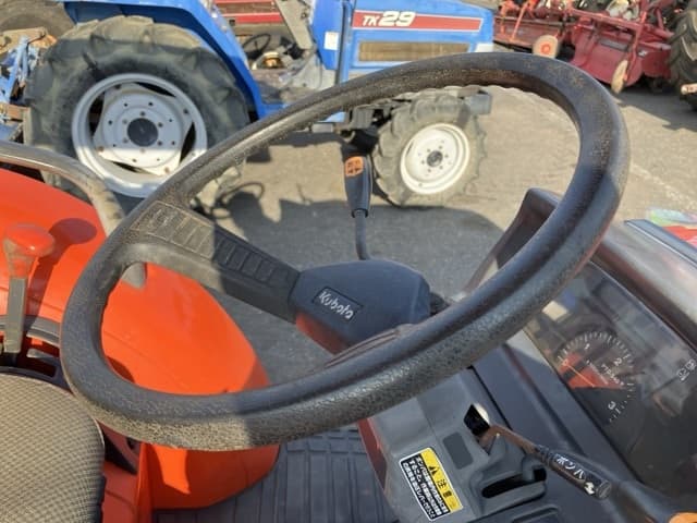 Tractor — Auction (lot 8457-1241)