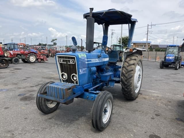 Tractor — Auction (lot 8457-1249)