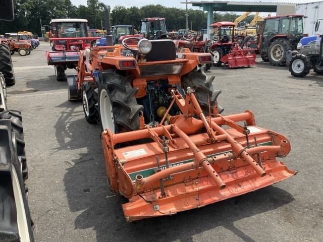 Tractor — Auction (lot 8457-1250)