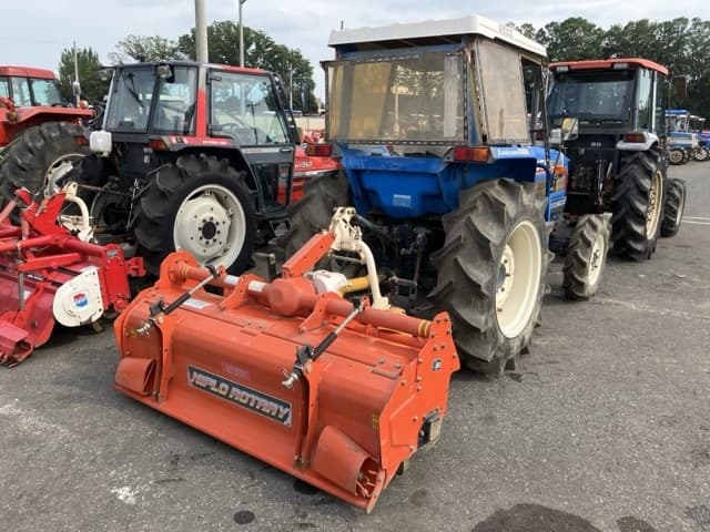 Tractor — Auction (lot 8457-1251)
