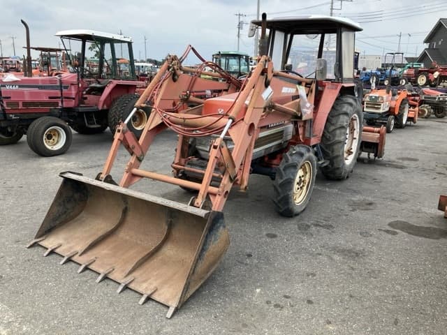 Tractor — Auction (lot 8457-1253)