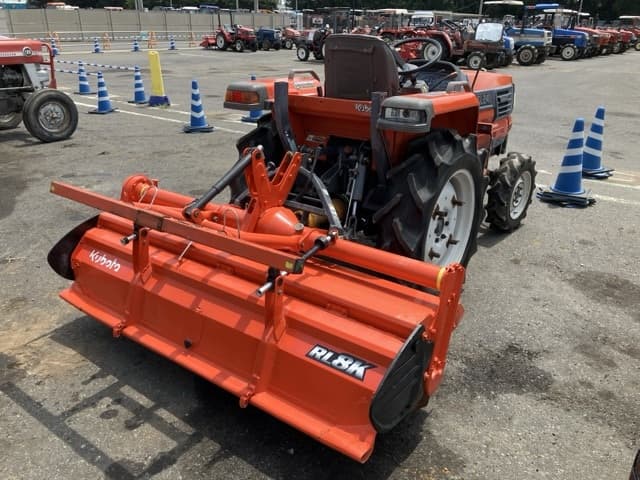 Tractor — Auction (lot 8457-1255)