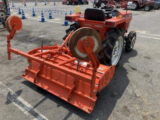 Tractor — Auction (lot 8457-1256)