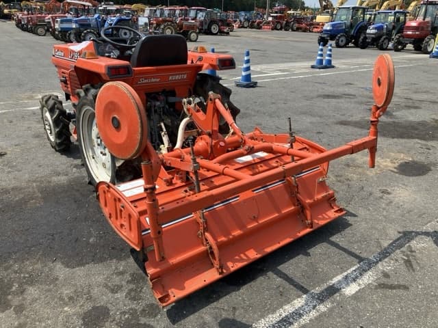 Tractor — Auction (lot 8457-1256)