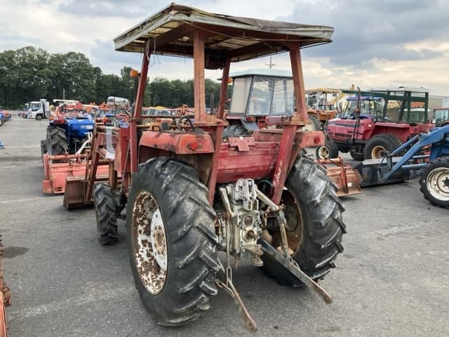 Tractor — Auction (lot 8457-1257)