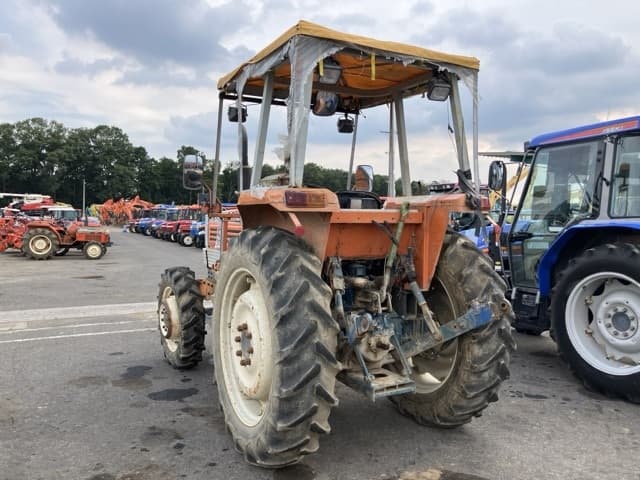 Tractor — Auction (lot 8457-1260)