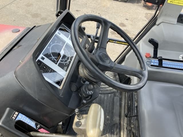 Tractor — Auction (lot 8457-1261)