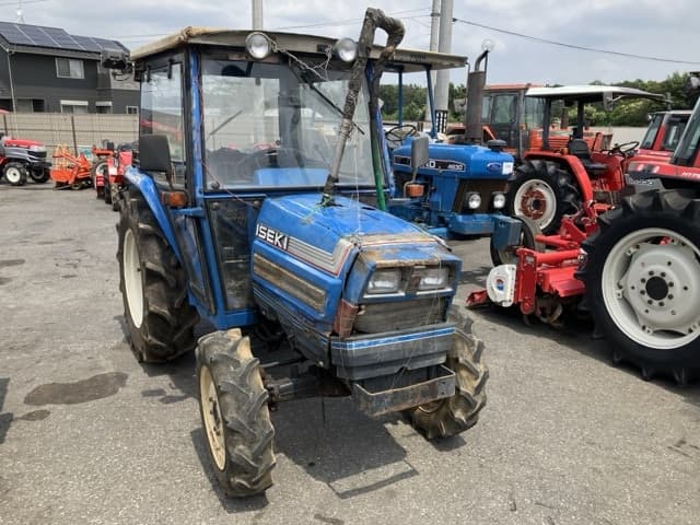 Tractor — Auction (lot 8457-1263)