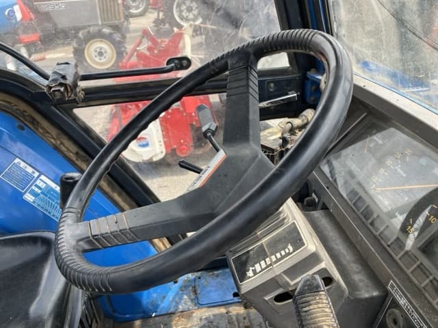 Tractor — Auction (lot 8457-1263)
