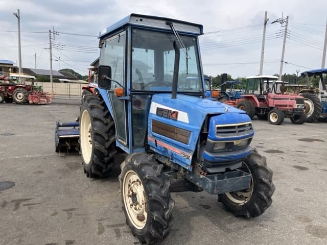 Tractor — Auction (lot 8457-1268)