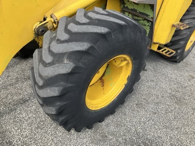 WHEEL LOADER — Auction (lot 8457-127)