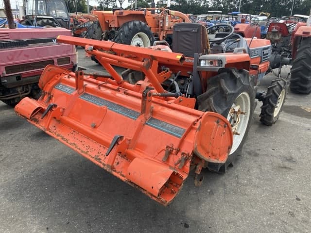 Tractor — Auction (lot 8457-1270)