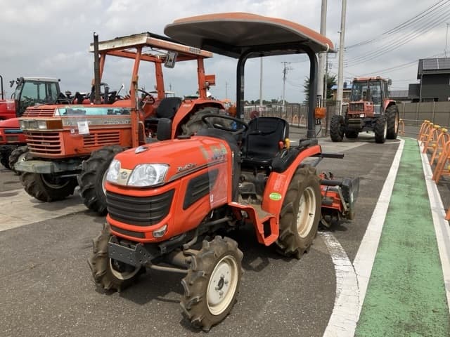 Tractor — Auction (lot 8457-1271)