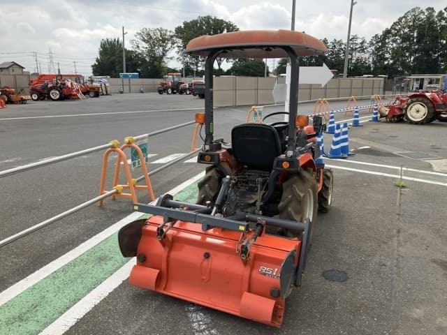 Tractor — Auction (lot 8457-1271)