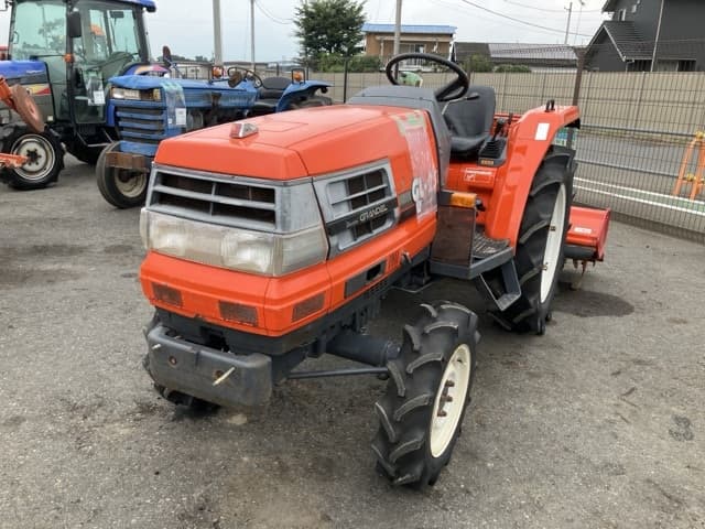 Tractor — Auction (lot 8457-1274)