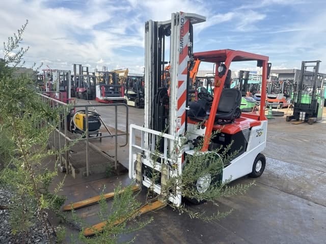 Battery Forklift — Auction (lot 8457-12802)