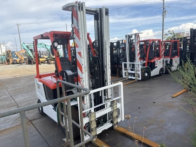 Battery Forklift — Auction (lot 8457-12802)