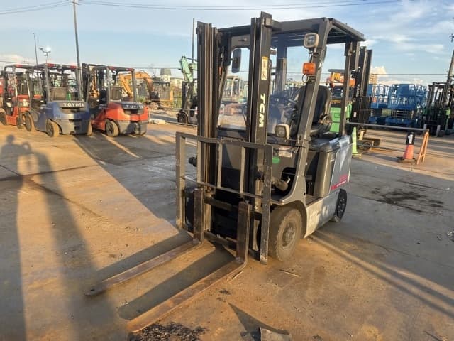 Battery Forklift — Auction (lot 8457-12803)