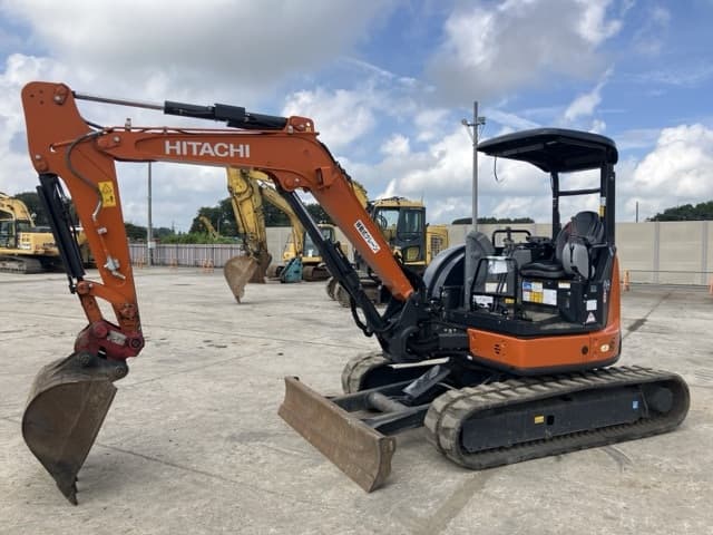 MINI EXCAVATOR — Auction (lot 8457-129)