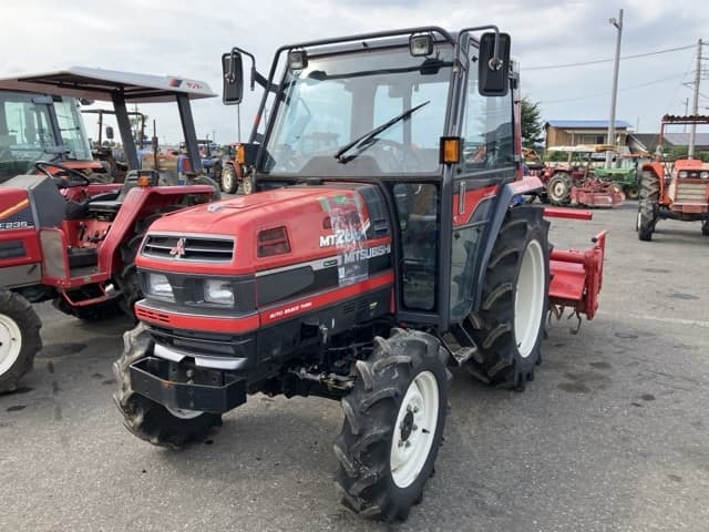 Tractor — Auction (lot 8457-1291)