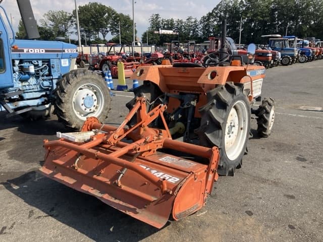 Tractor — Auction (lot 8457-1292)