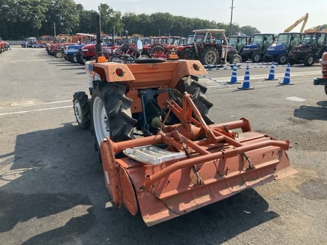Tractor — Auction (lot 8457-1292)