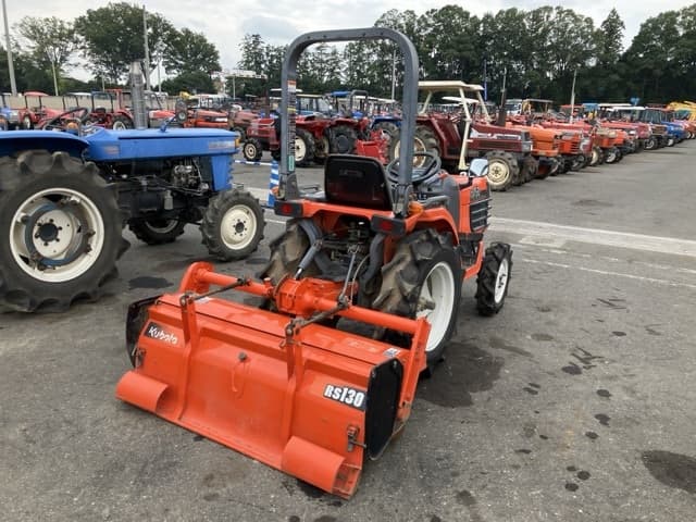 Tractor — Auction (lot 8457-1295)