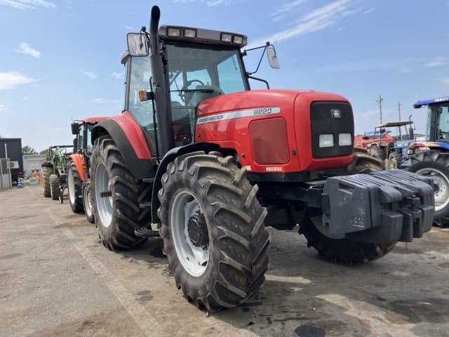 Tractor — Auction (lot 8457-1304)