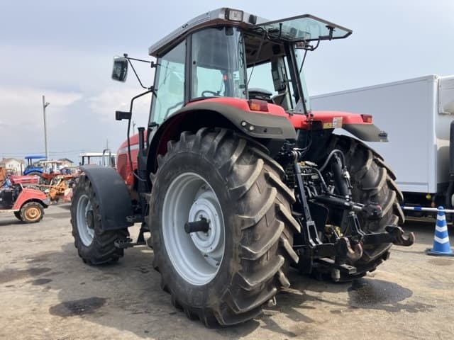 Tractor — Auction (lot 8457-1304)
