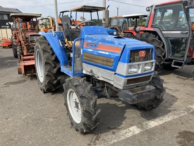 Tractor — Auction (lot 8457-1308)