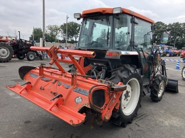 Tractor — Auction (lot 8457-1309)