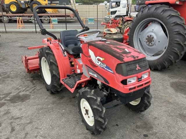 Tractor — Auction (lot 8457-1310)
