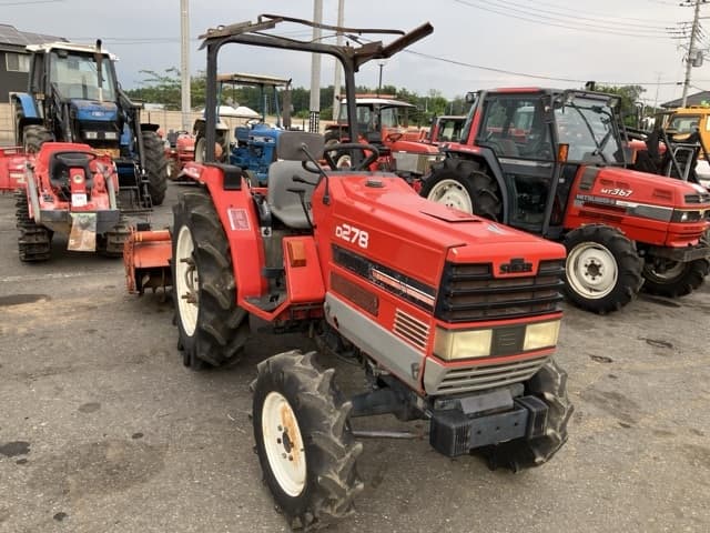 Tractor — Auction (lot 8457-1313)