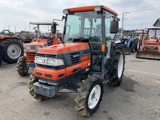 Tractor — Auction (lot 8457-1315)