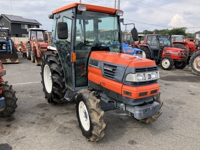Tractor — Auction (lot 8457-1315)