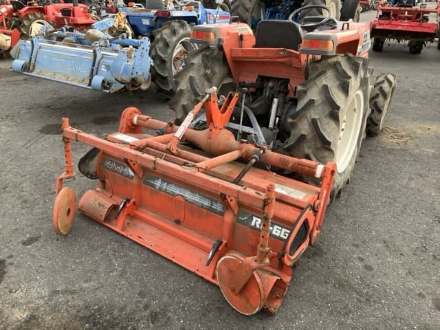 Tractor — Auction (lot 8457-1316)