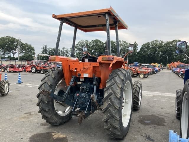 Tractor — Auction (lot 8457-1322)