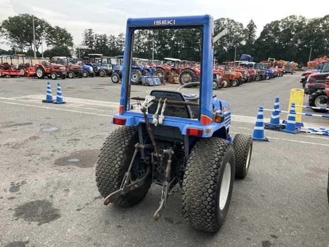 Tractor — Auction (lot 8457-1326)